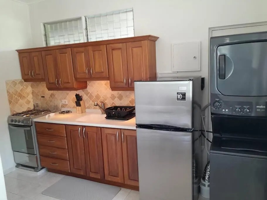 Apt 1 Lynsted - Newly Renovated 2 Bed 1 Bath Bridgetown